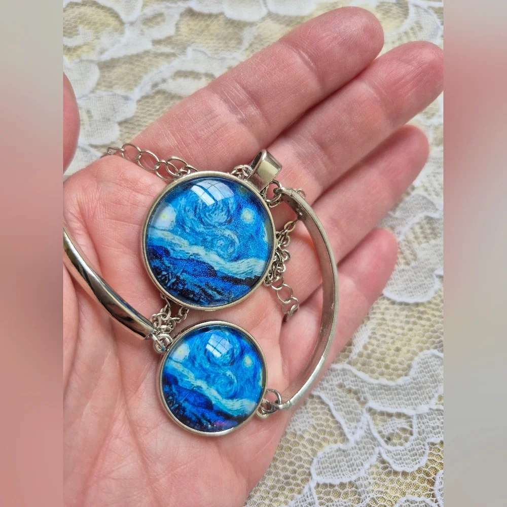 Elegant Blue and Silver Van Gogh Necklace and Bracelet Set - Picture 4 of 6